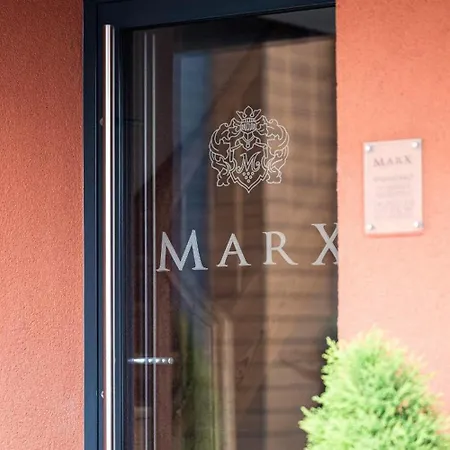 Weingut Marx - Rotes Haus Windesheim